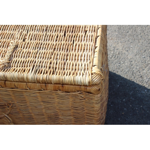 127 - LARGE WICKER STORAGE TRUNK 
70 X 58 X 58CM