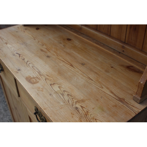 38 - PINE DRESSER
92 X 48 X 224CM