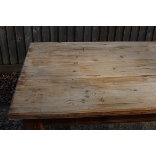 40 - FARMHOUSE PINE DINING TABLE 
183 X 90 X 78CM