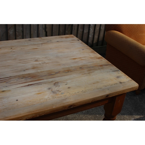 40 - FARMHOUSE PINE DINING TABLE 
183 X 90 X 78CM