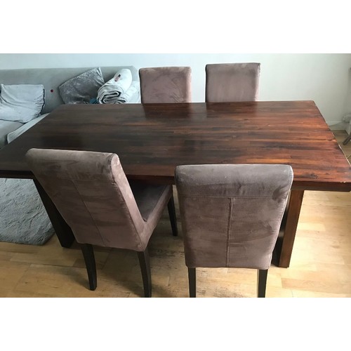 41 - DINING TABLE AND 6 CHAIRS 
178 X 90 X 78CM