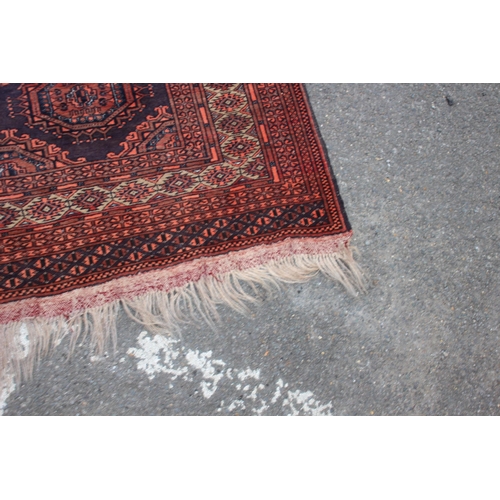 177 - VINTAGE EASTERN RUG
190 X 118CM