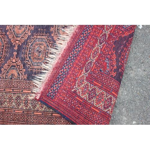 177 - VINTAGE EASTERN RUG
190 X 118CM