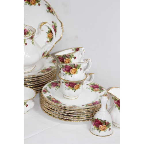 211 - LARGE QUANTITY OF ROYAL ALBERT CHINA 
42CM