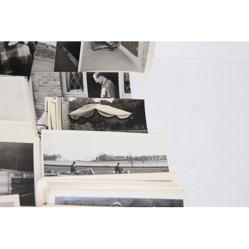 271 - QUANTITY OF VINTAGE PHOTOGRAPHS