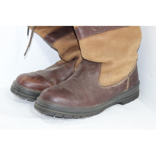 273 - PAIR OF GORTEX DUBARRY OUTDOOR BOOTS SIZE 6