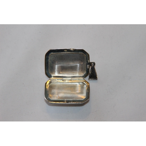 698 - OCOTFORM SILVER PENDANT LOCKET / BOX