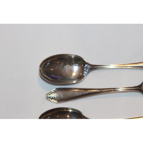 720 - SET OF SIX SILVER SPOONS BY CHARLES BOYTON & SON - SHEFFIELD 1929 - 69G