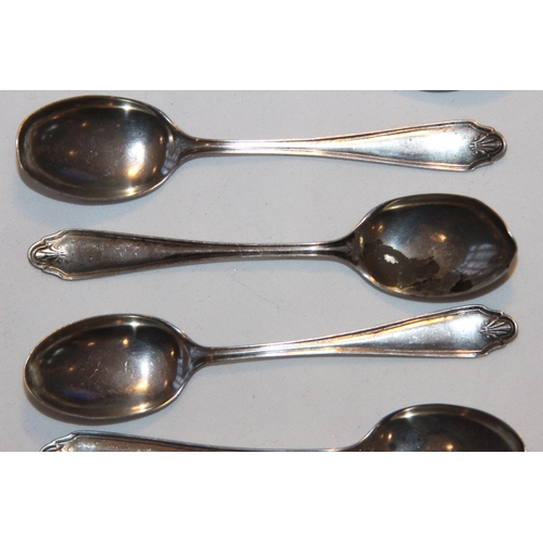 720 - SET OF SIX SILVER SPOONS BY CHARLES BOYTON & SON - SHEFFIELD 1929 - 69G