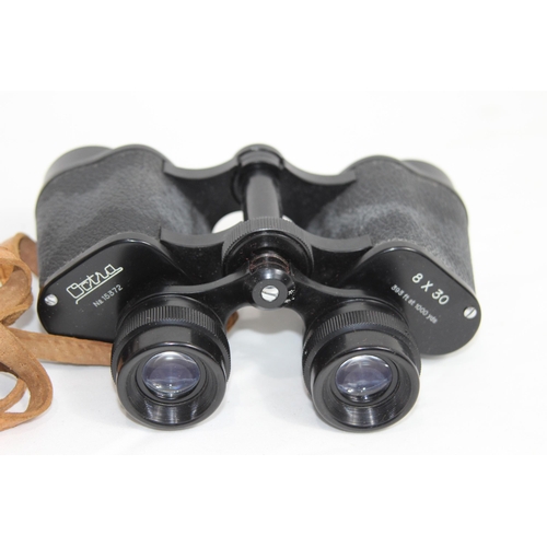 295 - PAIR OF OCTRA BINOCULARS 8 X 30 INCLUDING THE ORIGINAL LEATHER CASE