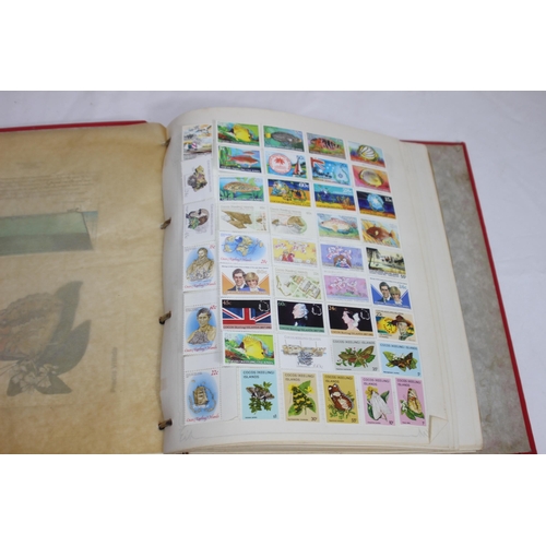 302 - 4 X GOOD STAMP ALBUMS