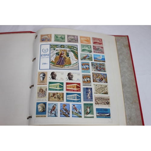 302 - 4 X GOOD STAMP ALBUMS