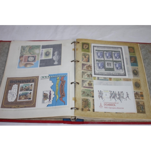 302 - 4 X GOOD STAMP ALBUMS