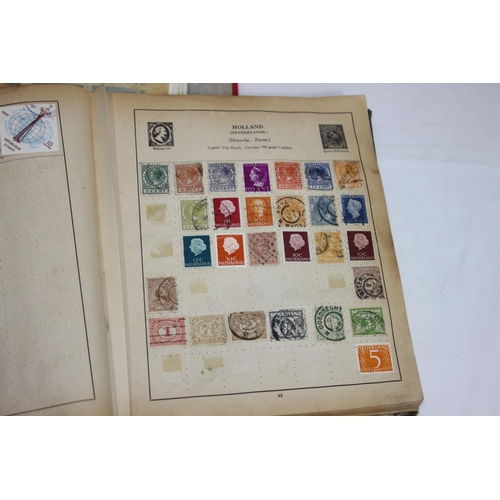 302 - 4 X GOOD STAMP ALBUMS