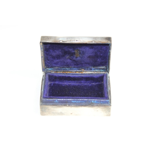 750 - SILVER TRINKET BOX - HENRY CLIFFORD DAVIS - BIRMINGHAM 1910