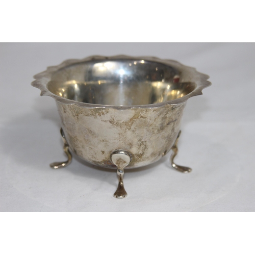 767 - PIE CRUST EDGE SILVER SUGAR BOWL - BIRMINGHAM 1911