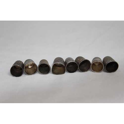 778 - SELECTION OF 8 SILVER THIMBLES INCLUDING CHARLES HORNER EXAMPLES - ALL VARIED IN DESIGN