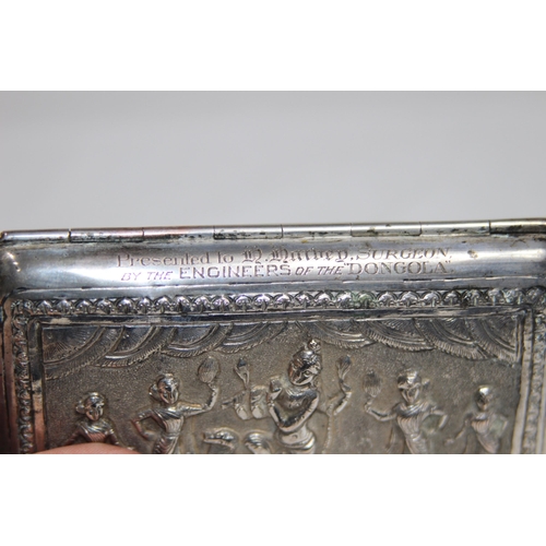 782 - INDIAN SILVER WHITE METAL CIGARETTE BOX WITH INSCRIPTION WITH LINKS TO DONGOLA, CITY IN SUDAN, PRESE... 