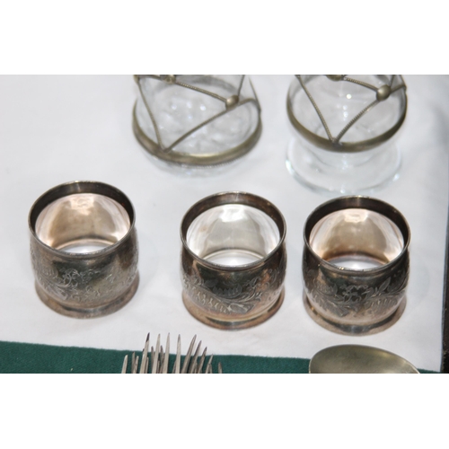 312 - QUANTITY OF SILVER PLATED WARES INCLUDING SET OF SIX NAPKIN RINGS, MOTHER OF PEARL HANDLED SERVERS A... 