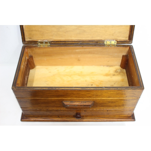 319 - VINTAGE WOODEN WORK BOX WITH DRAWER 
34 X 18.5 X 17CM