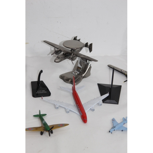 468 - QUANTITY OF VINTAGE TOY AEROPLANES INCLUDING CONCORDE AND A NOVELTY TABLE LIGHTER IN FORM OF A PLANE