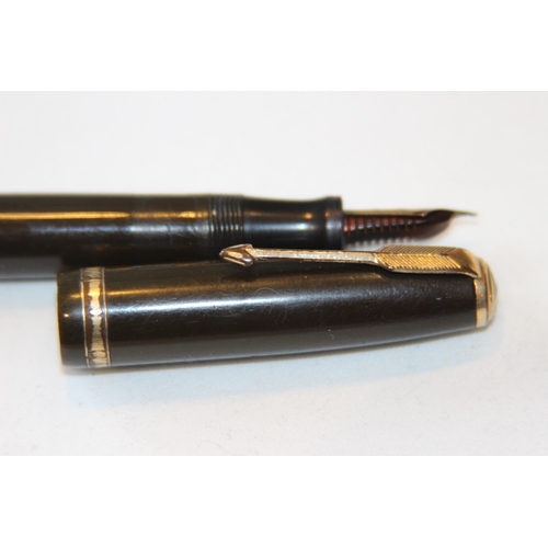 611 - 14CT GOLD NIBBED PARKER FOUNTAIN PEN