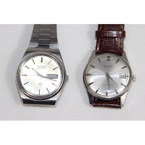 654 - TWO 1970'S VINTAGE SEIKO GENTS WRISTWATCH INCLUDING A DIASHOCK 6602SS - 1990