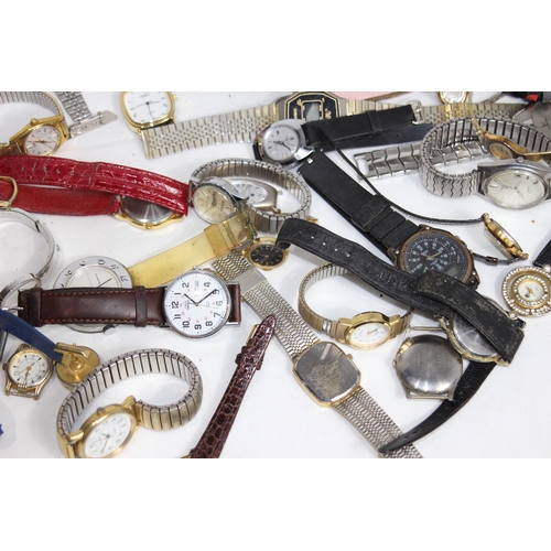 659 - LARGE QUANTITY OF WRISTWATCHES