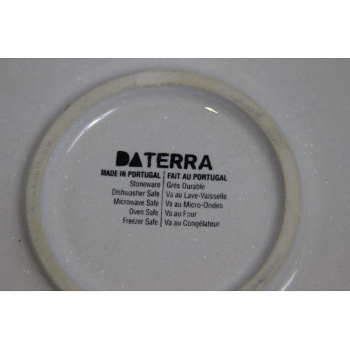 220 - DATERRA SERVING PLATE AND 2 X ITALIAN SEAFOOD BOWLS 
36CM