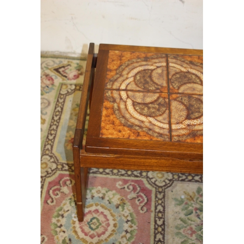 54 - RETRO TILED TOPPED COFFEE TABLE 
95 X 38 X 40CM