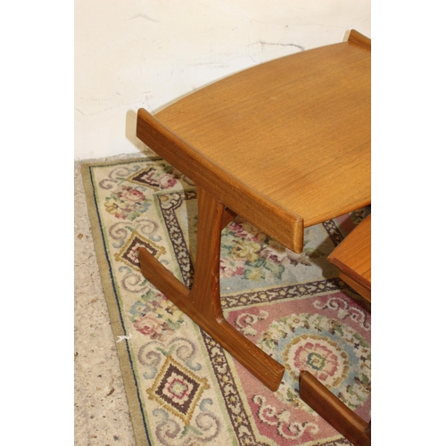 61 - TEAK NEST OF TABLES, RETRO SIDE TABLE AND MEREDEW STOOL