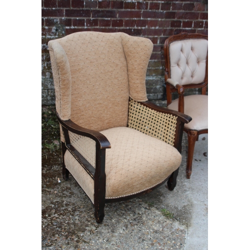 68 - 4 X VINTAGE CHAIRS