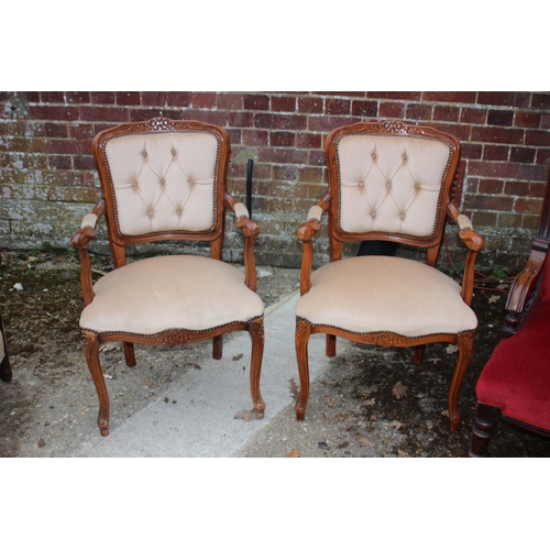 68 - 4 X VINTAGE CHAIRS