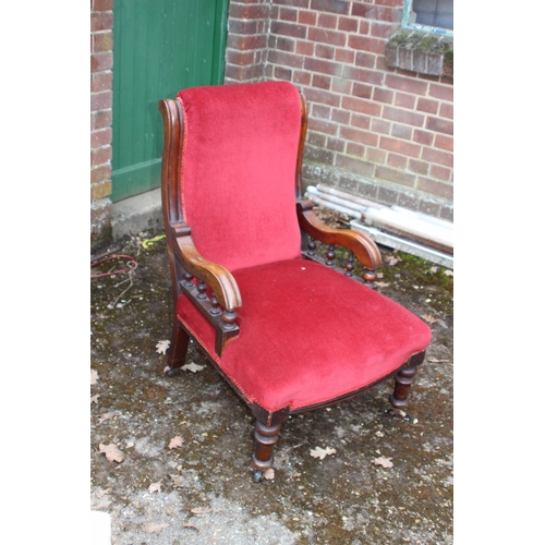 68 - 4 X VINTAGE CHAIRS