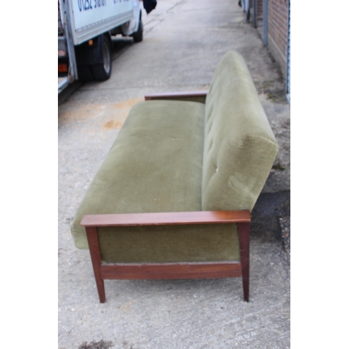 75 - RETRO G PLAN DAYBED 
206 X 89 X 82CM