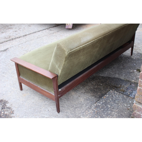 75 - RETRO G PLAN DAYBED 
206 X 89 X 82CM