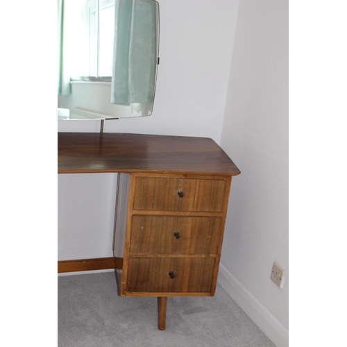 9 - RETRO MORRIS OF GLASGOW DRESSING TABLE