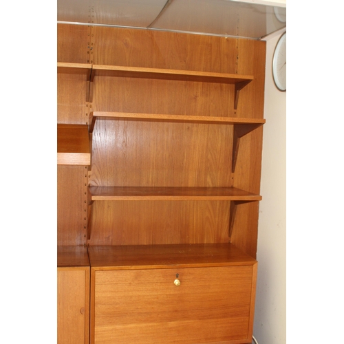 11 - 1960S DANISH KAI KRISTIANSEN - FM MOBLER TEAK WALL UNIT - OVERALL 160 X 50 X 120CM  4xUNITS 5xSHELVE... 