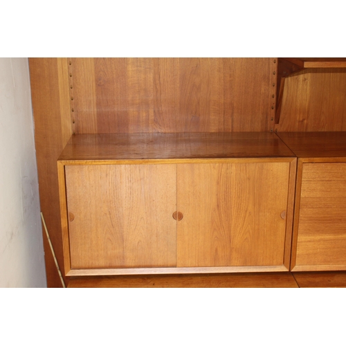 11 - 1960S DANISH KAI KRISTIANSEN - FM MOBLER TEAK WALL UNIT - OVERALL 160 X 50 X 120CM  4xUNITS 5xSHELVE... 