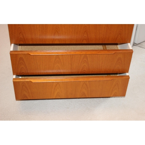 14 - RETRO CHEST OF DRAWERS  3of 3
75 X 42 X 100CM