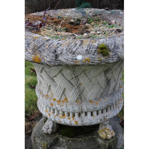 116 - VINTAGE HADDONSTONE URN - ONE OF TWO 
103 X 80CM
THESE ARE EXTREMELY HEAVY AND NEED COLLECTING FROM ... 