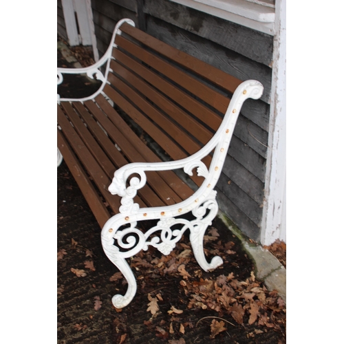 132 - METAL END GARDEN BENCH 
130 X 62 X 82CM