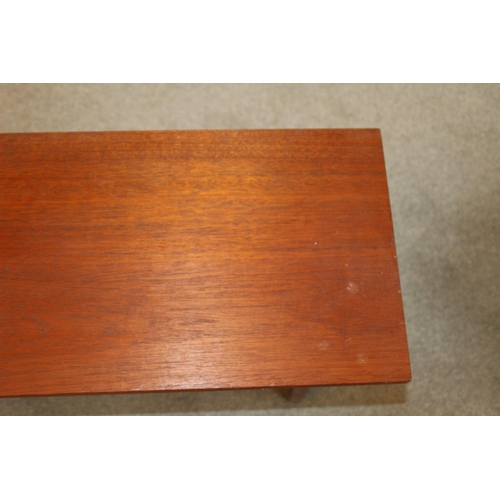 6 - 2 X TEAK RETRO COFFEE TABLES 
120 X 43 X 42CM