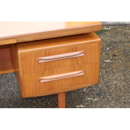 78 - RETRO G PALN FRESCO DRESSING TABLE 
151 X 45 X 77CM