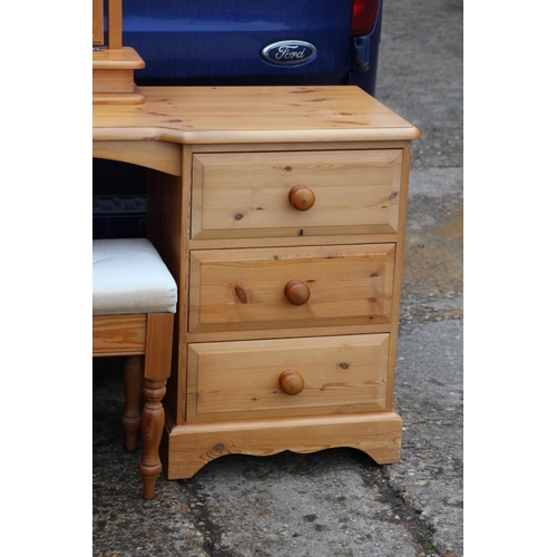 82 - NATURAL PINE DRESSING TABLE WITH STOOL AND MIRROR
151 X 45 X 77CM