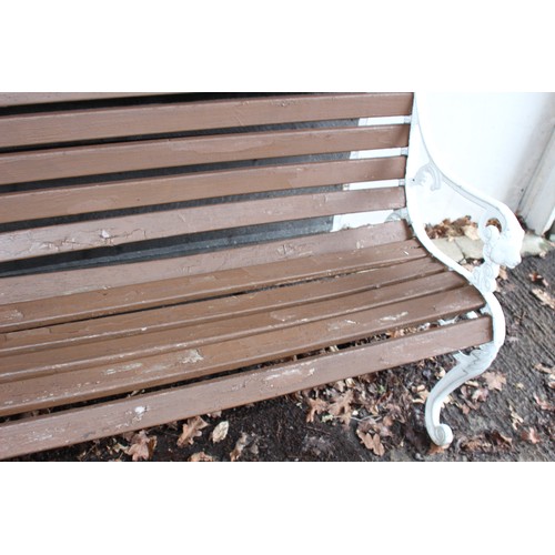 133 - METAL END GARDEN BENCH 
130 X 62 X 82CM