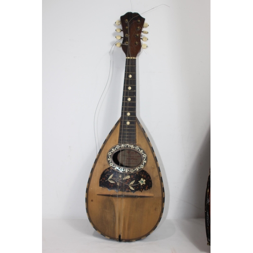 298 - ANTIQUE F.LLI FERRARI & CO NAPOLI MANDOLIN