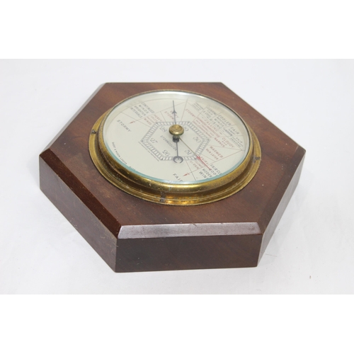 364 - VINTAGE BAROMETER