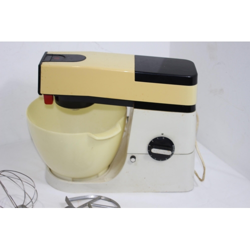 374 - VINTAGE KENWOOD CHEF