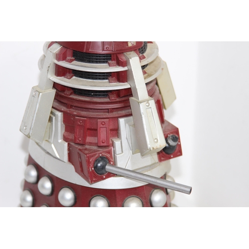 500 - BBC 2007 RED AND GOLD BATTERY DALEK TOY  A/F
36CM